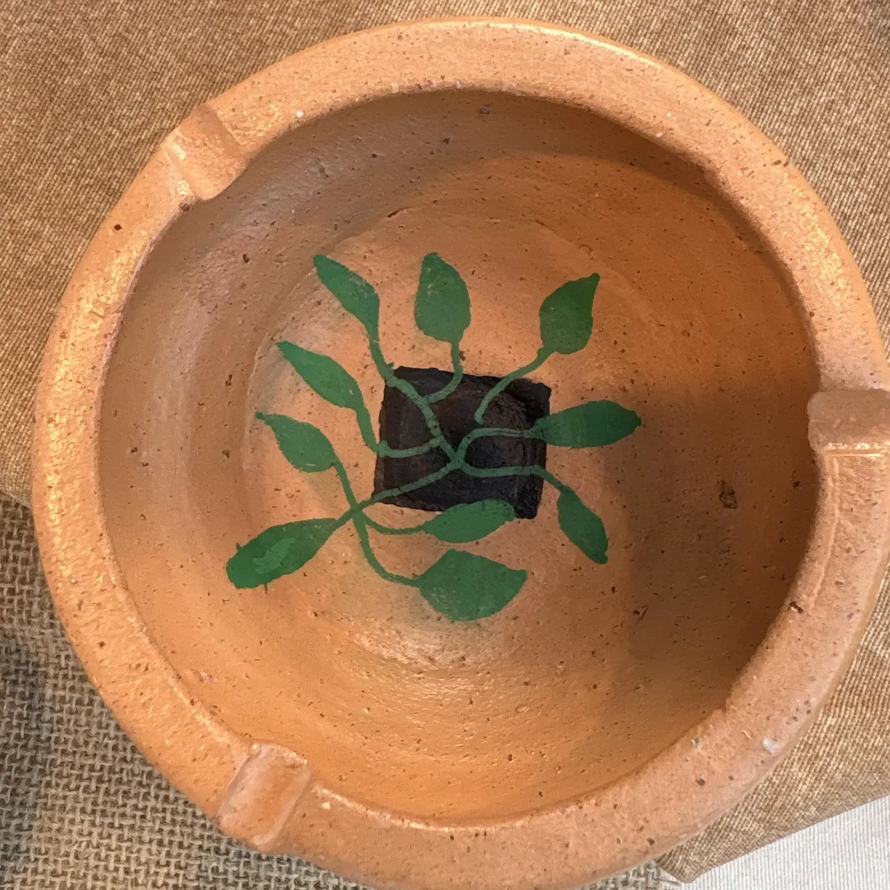 Cinzeiro pintado à mão, Vasos Alquímicos
